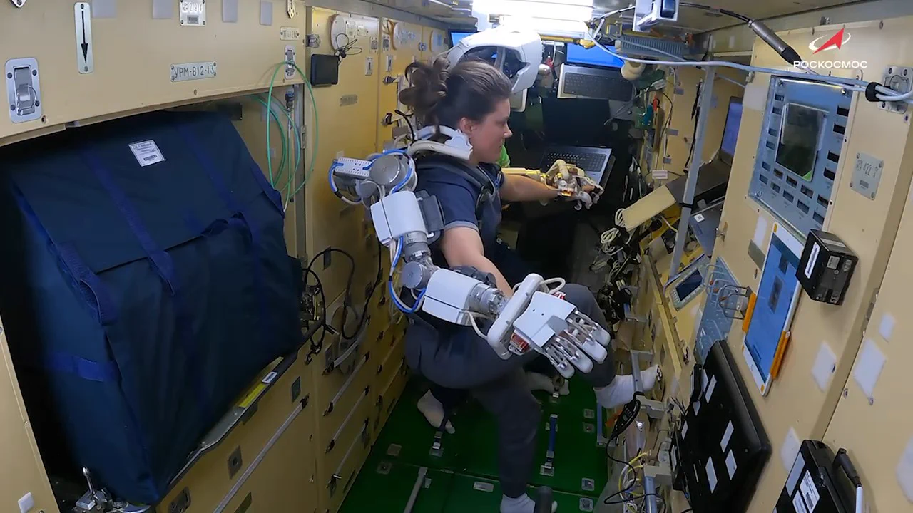 Imagen de la fuente para: Cosmonautas rusos desarrollan el robot Teledroid para la ISS